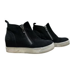 Steve Madden black suede zipper wedge sneaker